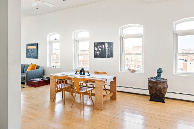 Photo - 37 Winnisimmet St Unit 8