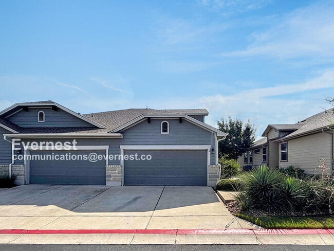 Building Photo - 1701 Logan Dr Rental