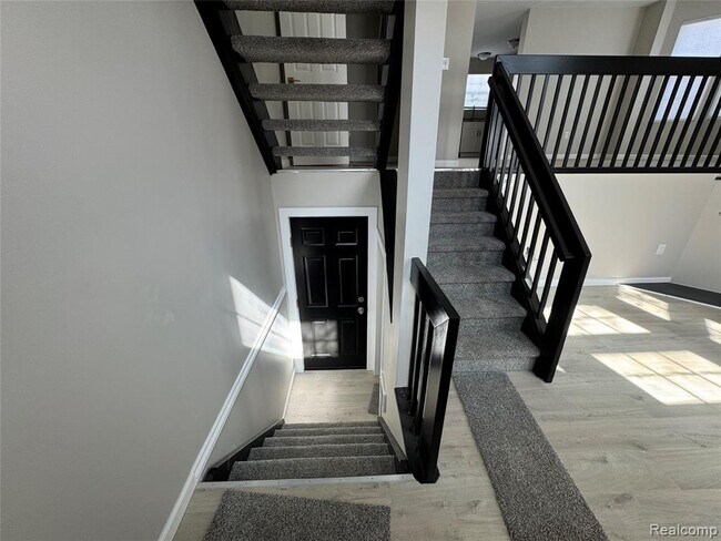 Photo - 115 Georgetown Square N Unit 10