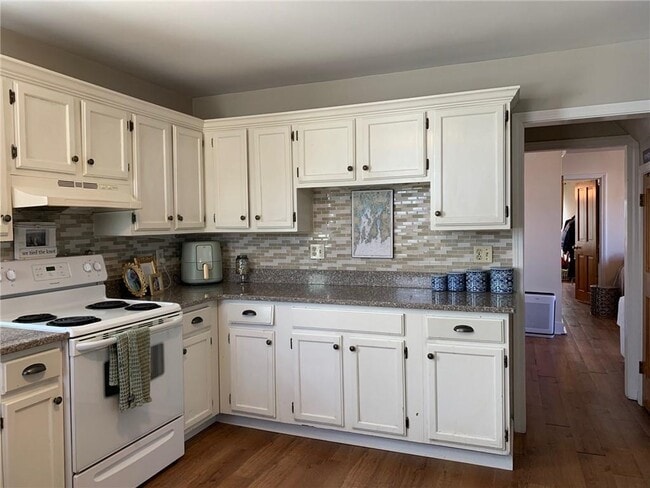 Photo - 62 Dixon St Unit 1