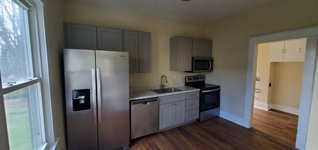 Photo - 515 W Magnolia Ave Unit 1