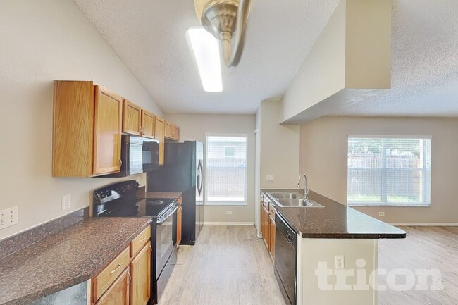 Photo - 1576 Palmstone Dr