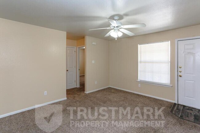 Photo - 310 S 40th St