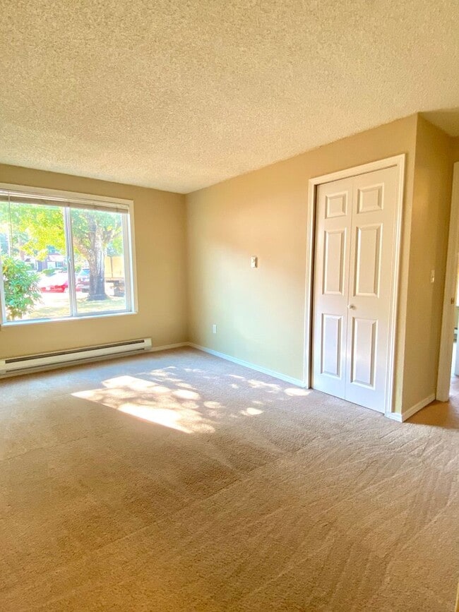 Photo - 2 bedroom Condo apartment in Fairwood-Rent...