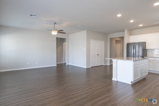 Building Photo - 5410 Friars Lp Rental