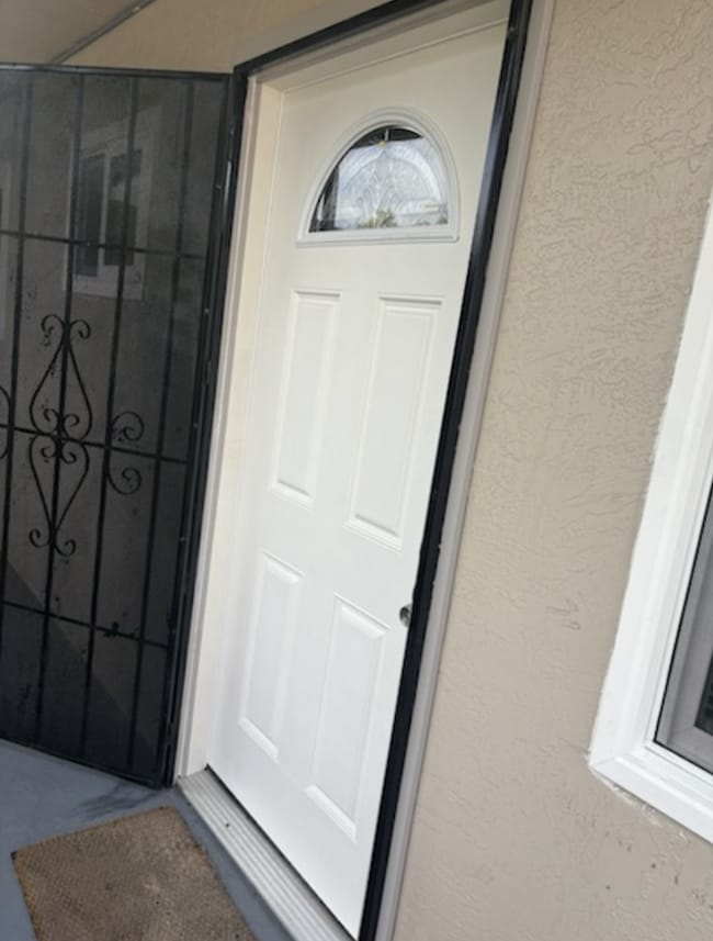 Building Photo - Charming 2-Bedroom Apartment with Hardwood Floors in Berkeley – Perfect Location! Unit 4