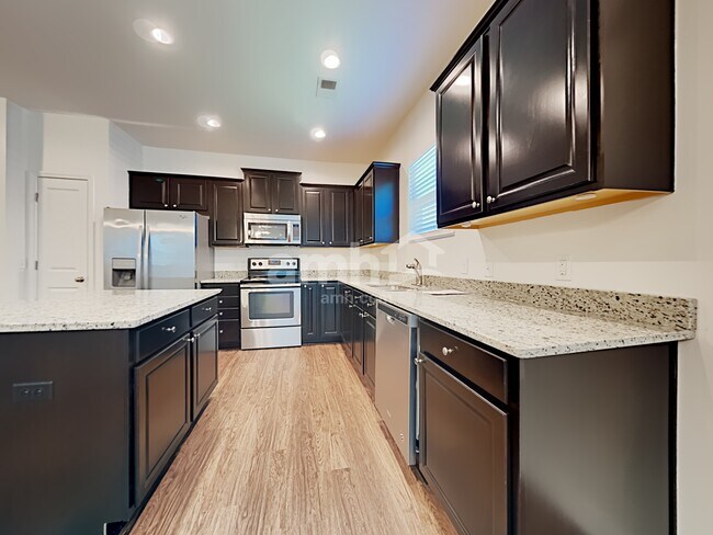 Photo - 274 Decatur Dr