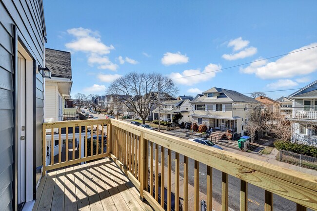 Photo - 43 Wright Ave Unit 2