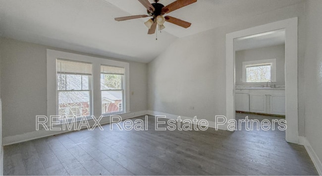 Photo - 111 Mable St Unit Apt 3