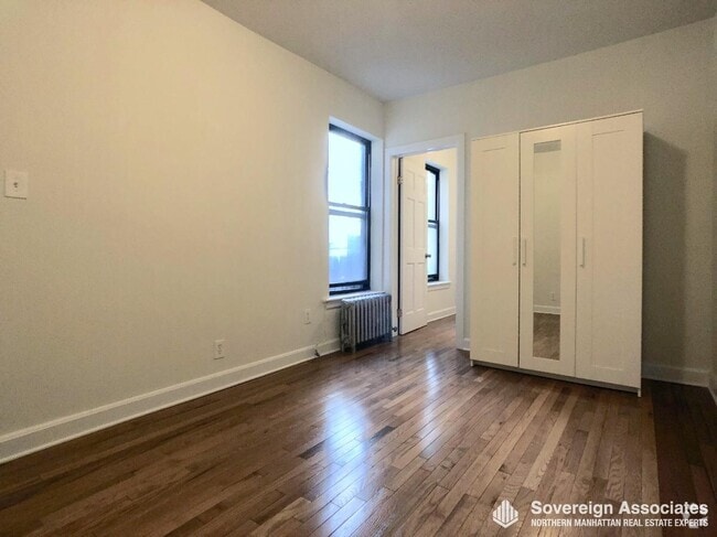 Building Photo - 401 E 68th St Unit 4F Rental