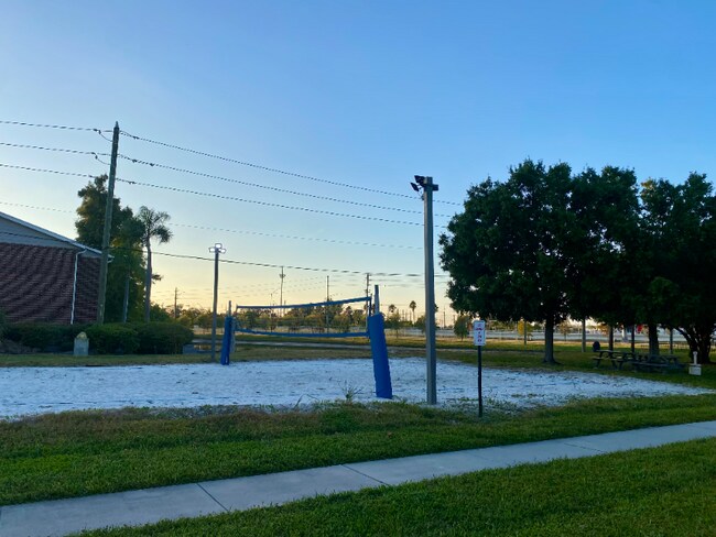 Photo - 1400 Gandy Blvd N Unit 104