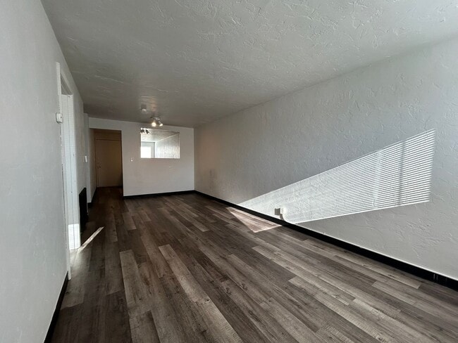 Photo - 928ru Unit 928ru - C