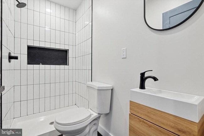 Photo - 944 W Lycoming St