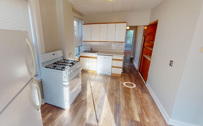 Building Photo - 5 Elmer St Unit 2 Rental