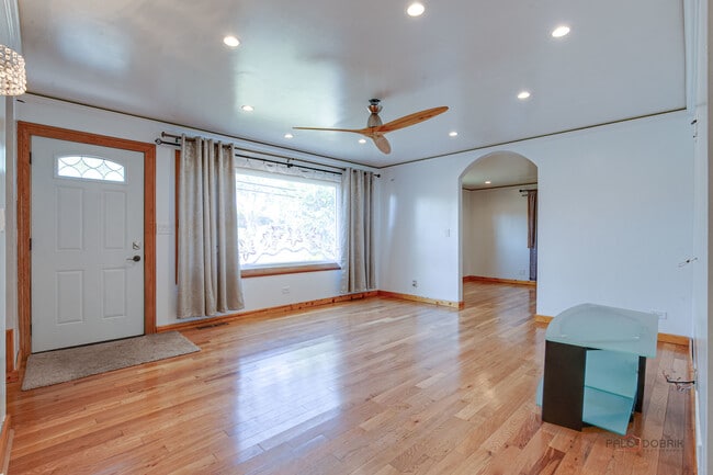Photo - 1245 N Midlothian Rd