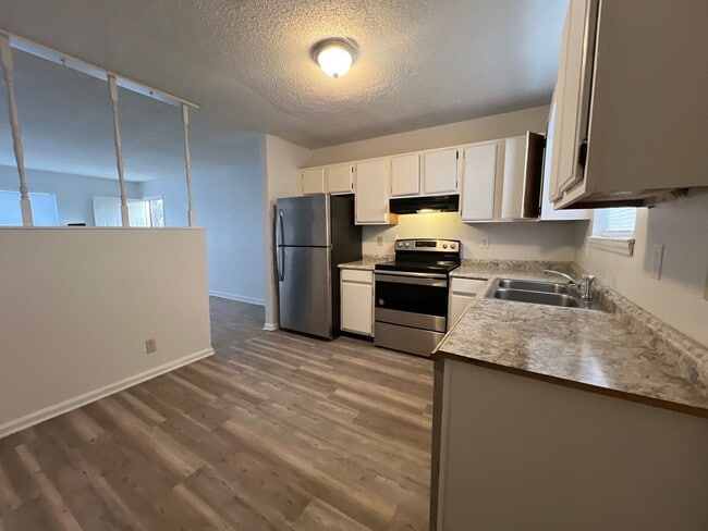 Photo - 2 Bedroom, 1 Story Duplex in Gallatin. MOV...