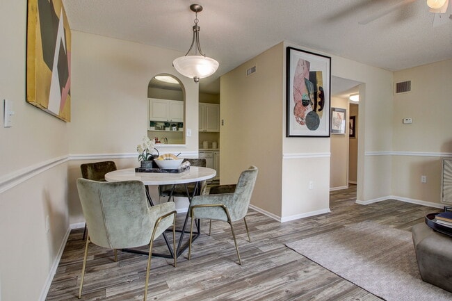 Photo - Derby Park Apartments