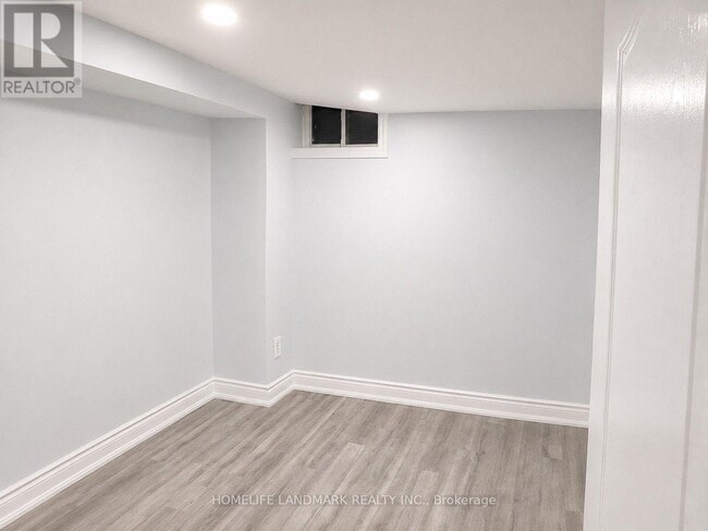 Photo - 24 Oranmore Crescent