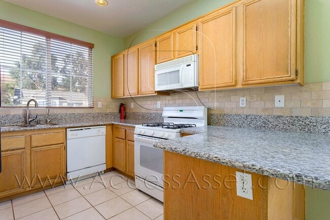 Photo - Single Story 3 Bedroom, 2 Bath Gem Home In Corona!