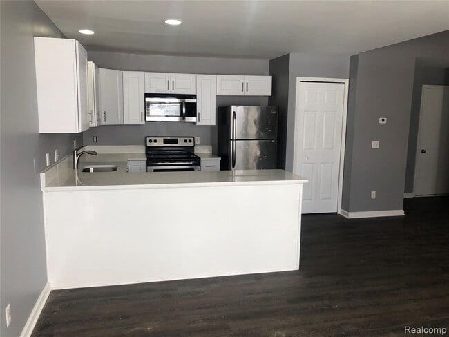 Photo - 234 Stonegate E