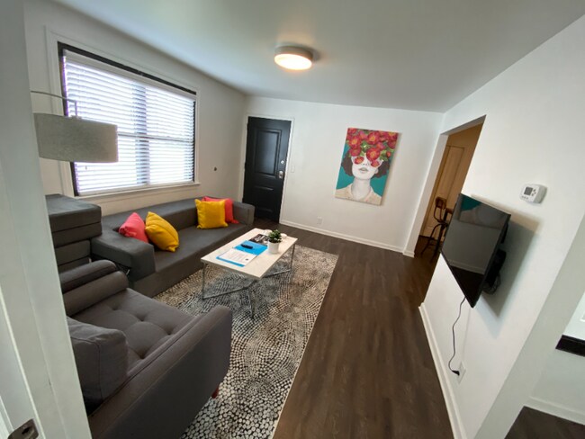 Photo - 1601 Herman St