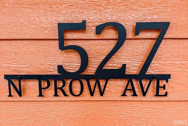 527 N Prow Ave