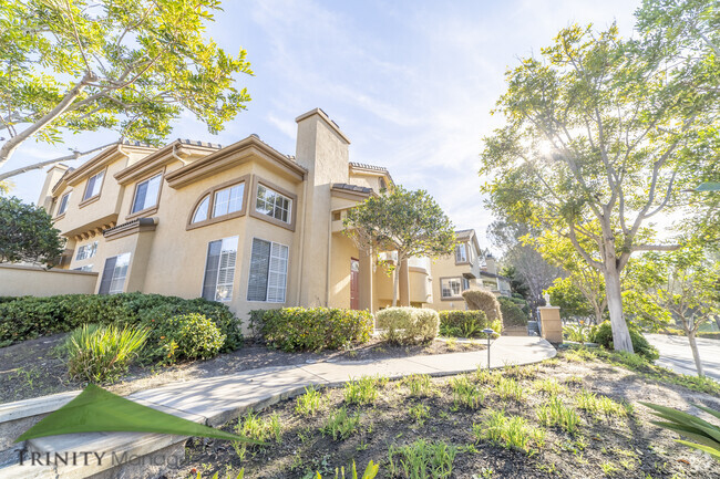 Building Photo - 12501 El Camino Real Rental