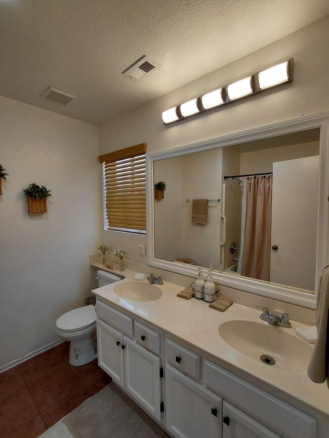 Photo - 936 Alameda St Unit Studio