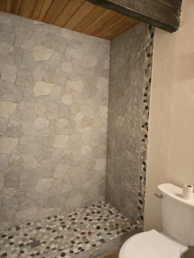 Photo - 320 Blue River Rd