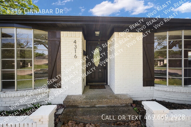 Photo - 4316 Cinnabar Dr