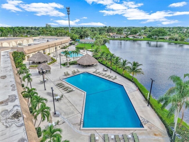 Photo - 453 Lakeview Dr