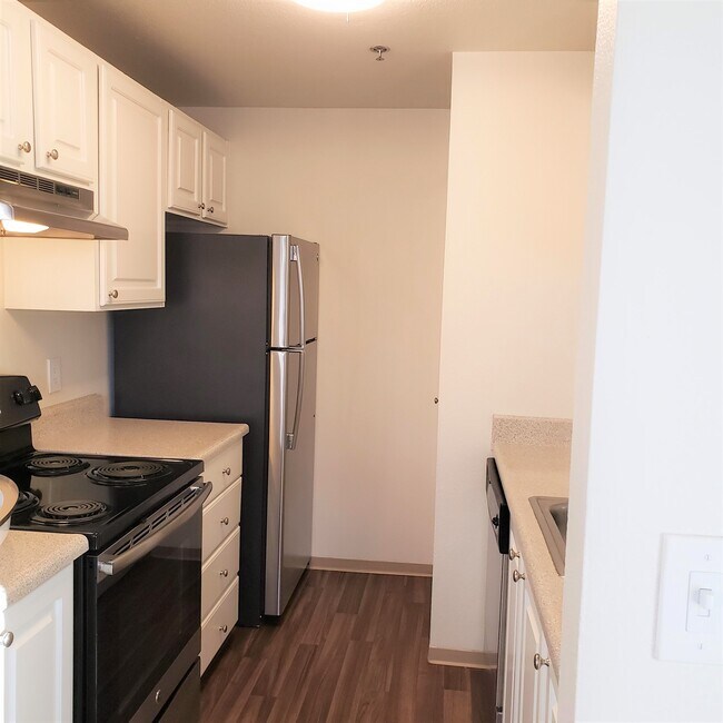 1 bedroom Stainless Steel Appliances