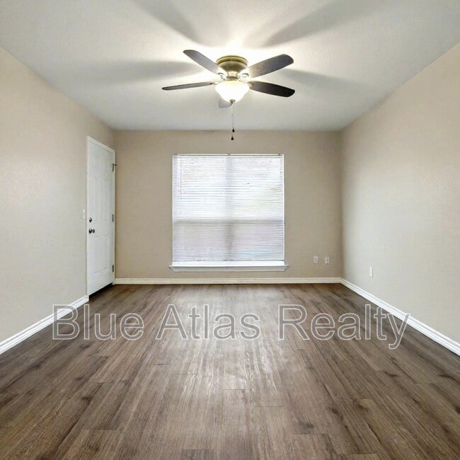 Photo - 225 Bryan St Unit 5