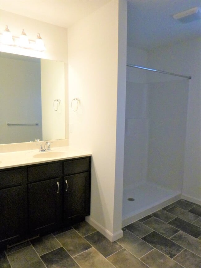 Photo - Luxury Townhome!