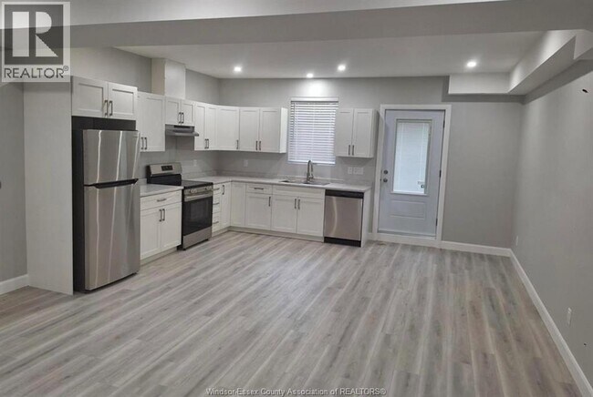 Photo - 1479 Westcott Rd