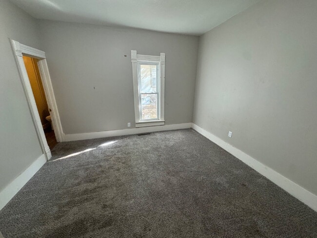 Photo - "Charming 4-Bedroom Home in Augusta with S...