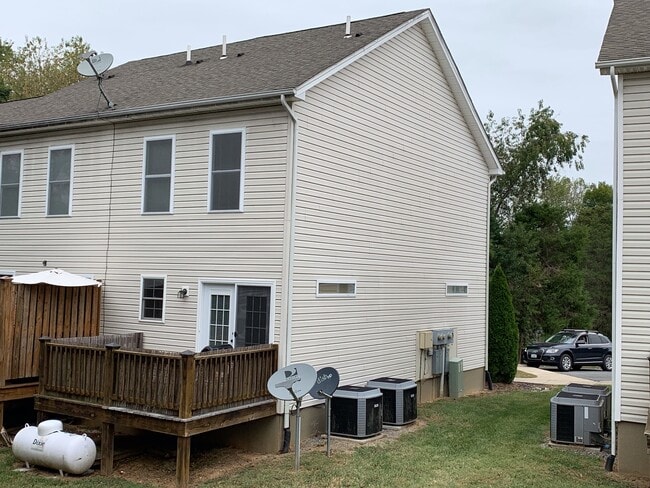 Photo - 2BR, 2.5 Ba End unit townhouse in Pikes Place