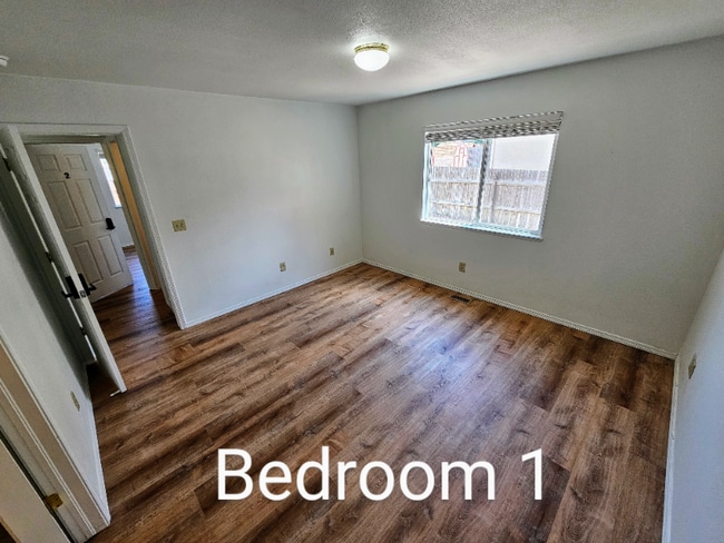 Photo - 1997 Traces Ln