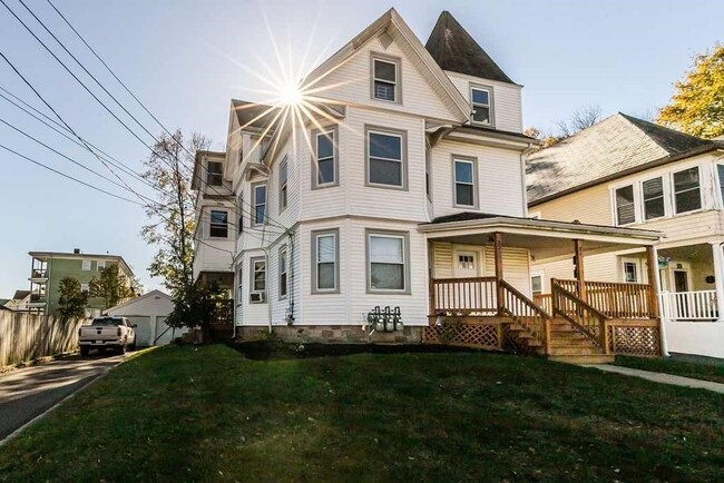Photo - 32 Park Rd Unit 3