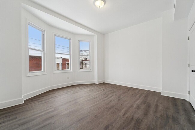 Photo - 2733 N 13th St Unidad 2