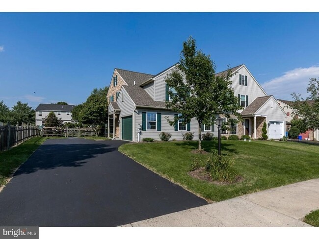 202 Nelis Ct