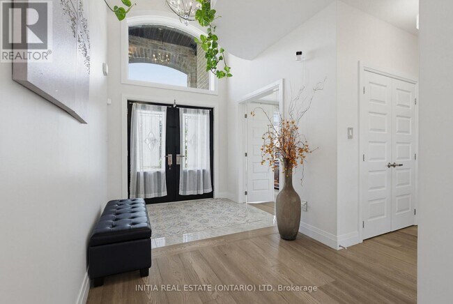 Photo - 1258 Silverfox Dr