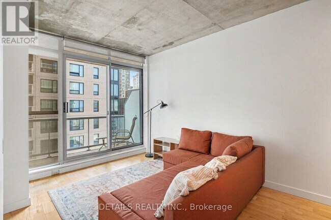 Photo - 179 George St Unité 1305