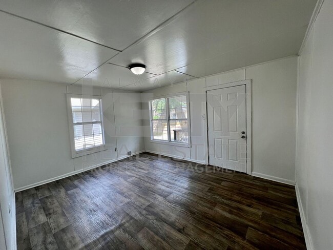 Photo - Coming soon! 3 Bedroom, 1 Bathroom Home!