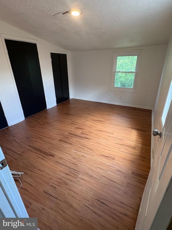 36 Middle Rose St Unit 2