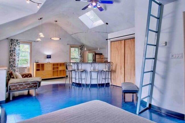 Photo - 1326 Detroit St