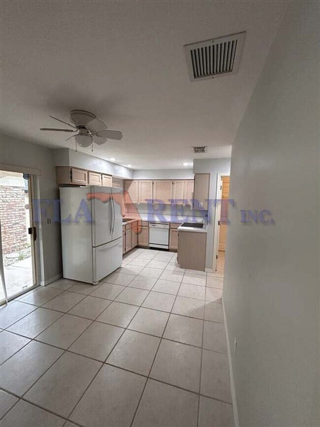 Photo - * 3/2.5 Golf Villa located in Winter Springs *