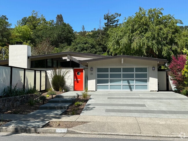 Building Photo - 24 Valleystone Dr Rental