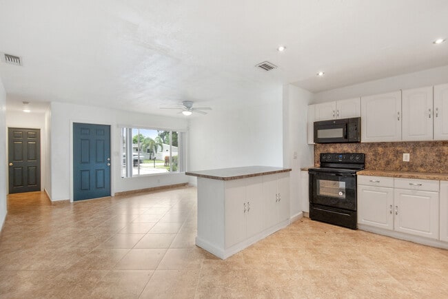Photo - 3101 N 66th Ave Unidad 3101 N 66th AVE