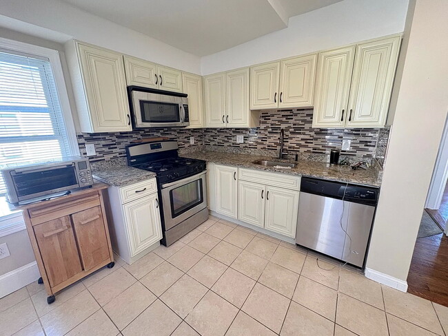 Photo - 87 Harvard St Unit 2